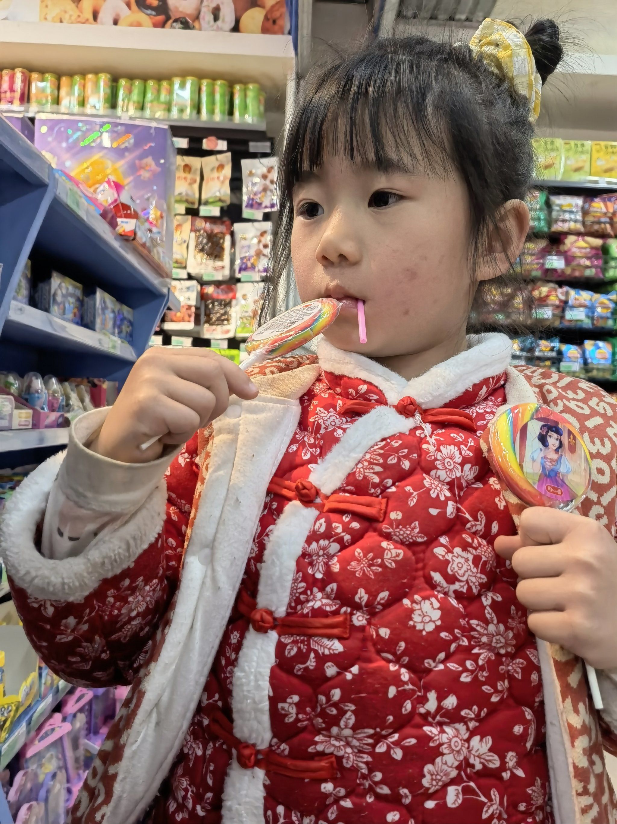 0元玩转这座城 
每次逛街看到棒棒糖,小孩都想要买买买,这次说毫怂