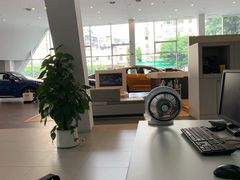 -广州南菱奥申奥迪4S店(白云店)