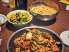 油闷大闸蟹-一棠龙虾•王牌虾球(光谷天地店)
