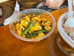 -八一路好吃街(雨田商务大厦店)