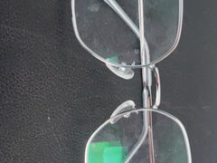 -美式眼镜·授权蔡司.依视路.尼康.豪雅.明月(人民广场店)