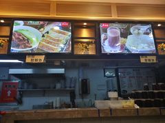 -蔡明纬热干面(长港路店)
