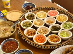 -包整·丝娃娃(一览甲秀楼风景店)