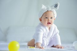 点击看大图 -童趣自然光儿童摄影工作室