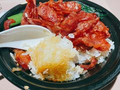 广式腊肠煲仔饭-北大家园食堂