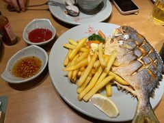 -Lia Cafe Bar Restaurant松山咖啡屋