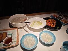 -荷塘秋月·本帮江浙菜(国权路店)