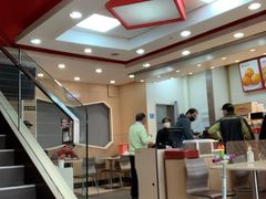 -来必堡(娄山关路店)