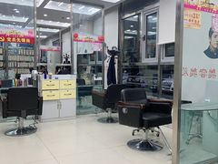 -俏夫人(德吉路店)