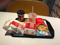 -麦当劳(中山大道中店)