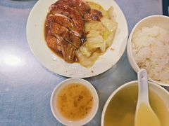 -华香鹅快餐店