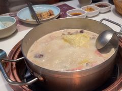 -洪氏嗨捞·猪肚鸡火锅(阳光天地店)
