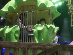 -蓝精灵乐园·世茂精灵之城主题乐园