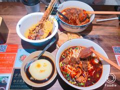 -麻婆婆白家肥肠粉(海岸城店)