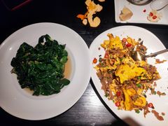 -吴越荣记苏州菜·松鼠桂鱼 100% 活鱼现做(月光码头店)