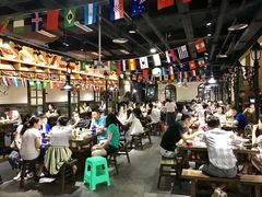 大堂-红九格老火锅(三峡广场店)