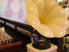 -邓丽君音乐主题餐厅