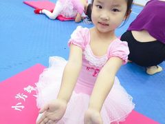 -小芳舞蹈团·少儿舞蹈·中国舞(龙江校区)