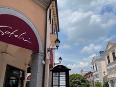 -佛罗伦萨小镇广佛名品奥特莱斯(疏港路店)