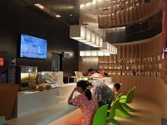 -涨巢·潮玩水疗局