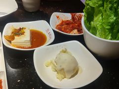 -木槿花韩式炭烤·熟成肉工坊(孙文东路店)