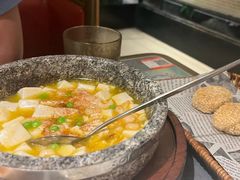 -吴越荣记苏州菜·松鼠桂鱼 100% 活鱼现做(月光码头店)