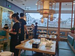 大堂-和福顺牛肉大虾焖锅自助(宝业店)