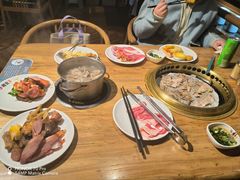 -韩京炭火烤肉自助料理(柯桥万达店)