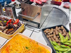 -喜悦小串丹东小黄牛海鲜烧烤大排档(民主广场店)