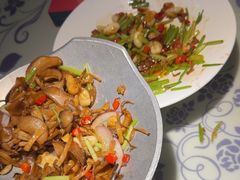 -卢大鲜鱼头捞饭(美利广场店)