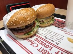 -The Habit Burger Grill 哈比特汉堡(爱琴海店)