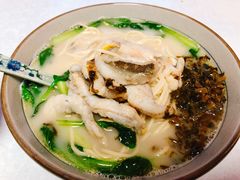 -明呈黄鱼面馆(斜土路店)