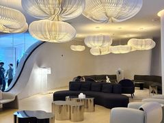 -涨巢·潮玩水疗局