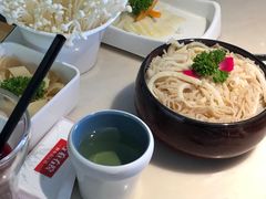 -左庭右院鲜牛肉火锅(浦江欢乐颂店)