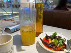 -小鱼小牛·鱼牛干锅·脆鱼火锅(世欧广场店)