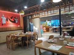 -点点心港式茶餐厅(南京西路店)