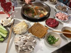 -岗上渣渣老火锅(上大田湾店)