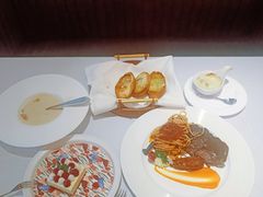 餐前面包-戈雅法餐厅(世界城广场店)