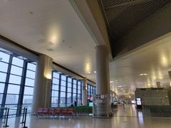 -虹桥火车站-停车场