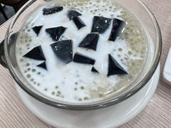 -佰搭果·广式茶餐厅(西华路店)