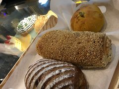 -Dough&Joe团憩(瑞虹天地月亮湾店)