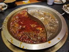-沸炉重庆老火锅(军事博物馆店)