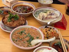 -老方桌烂蹄花川菜馆(九龙坡店)