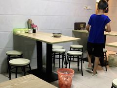 -小董骨汤馄饨店(通扬路店)