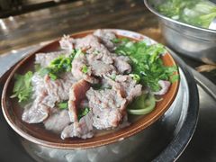 -乐山食古香跷脚牛肉