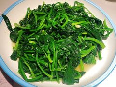 -小凤庭·地道湖北菜武昌鱼·藕汤(38年黄鹤楼店)