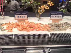 -钱小奴海鲜自助黑金店(杭州滨江龙湖店)