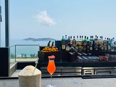 特调鸡尾酒-瑰丽酒店·海吧·天际下午茶·现场DJ·天台酒吧