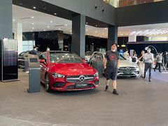 -奔驰上海利星(七宝店)