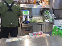 -LINLEE林里·手打柠檬茶(普陀新邻天地店)